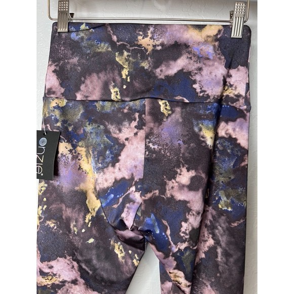 Onzie Multicolor Tie-Dye Leggings - Picture 7 of 10